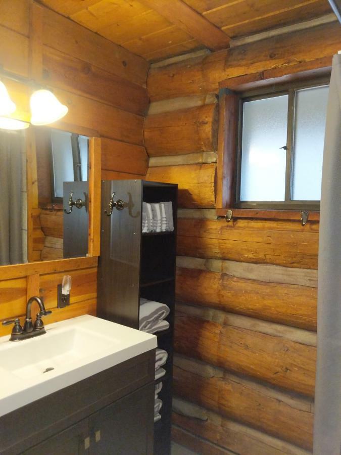 Cozy Cub Log Cabin - Year Round Tranquil Beauty Пайнтоп-Лейксайд Екстериор снимка